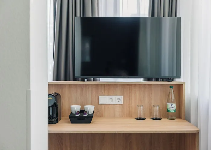 Homaris The Corner - Self-check In Отель