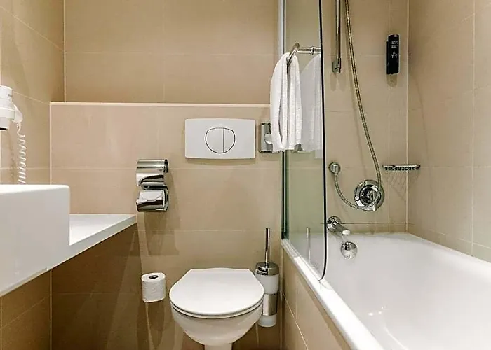 Отель Homaris The Corner - Self-check In 3*
